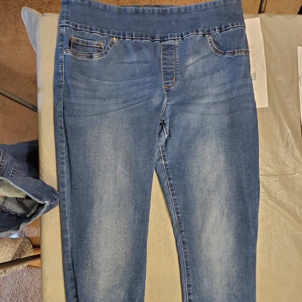 Pull on jeans